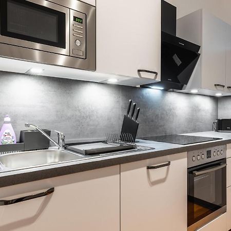 Trendy Apt With - Smart Tv, Coffee Machine In Meidling Vienna Exterior photo