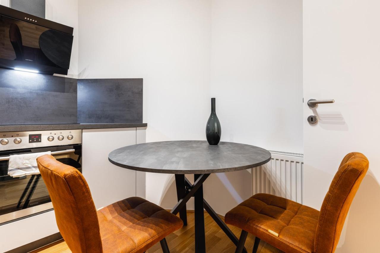 Trendy Apt With - Smart Tv, Coffee Machine In Meidling Vienna Exterior photo